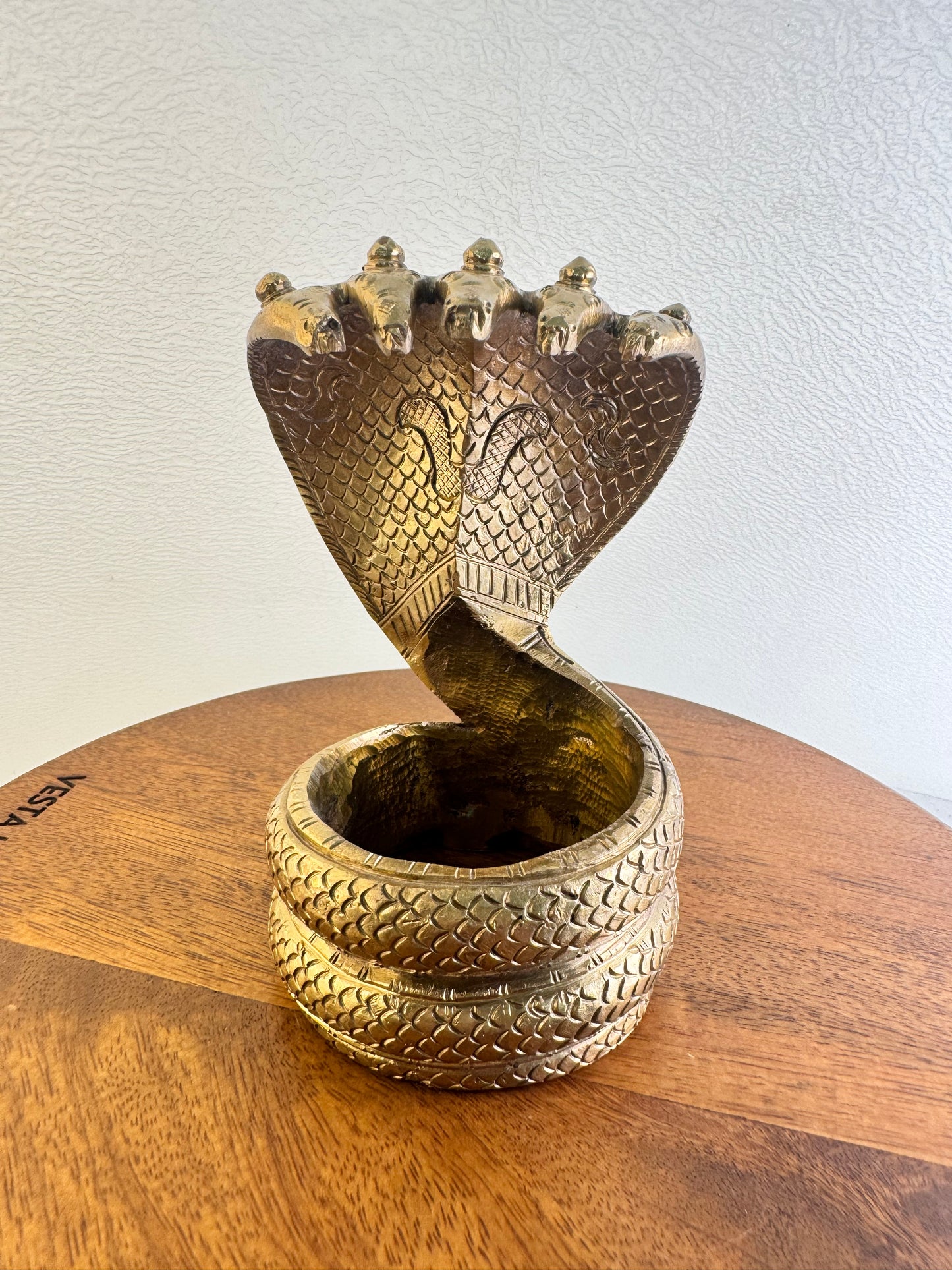 Saligrama Naga Peeta - Prasiddh idols presents Panchaloha idol