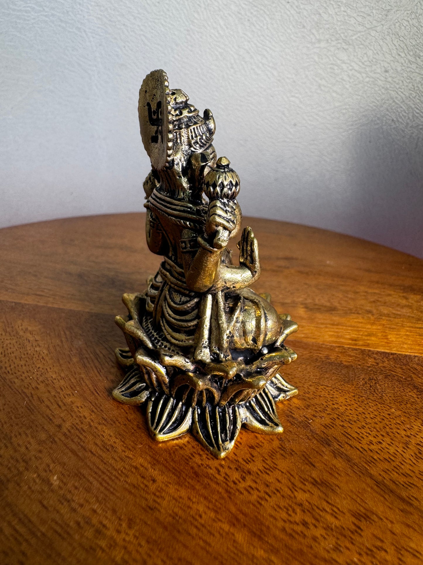 Ganesha Sitting On Kamala Peeta - Prasiddh idols present Panchaloha idol