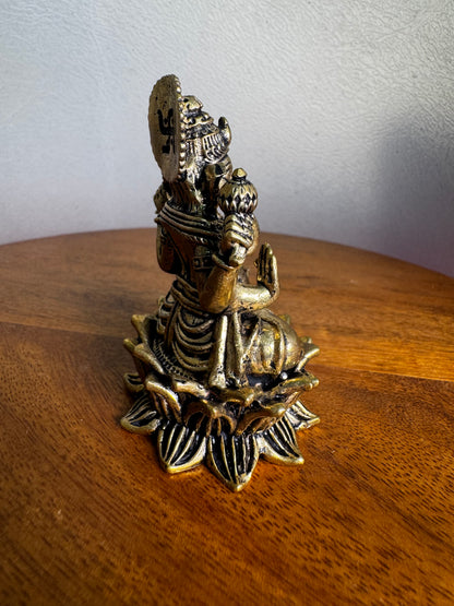 Ganesha Sitting On Kamala Peeta - Prasiddh idols present Panchaloha idol