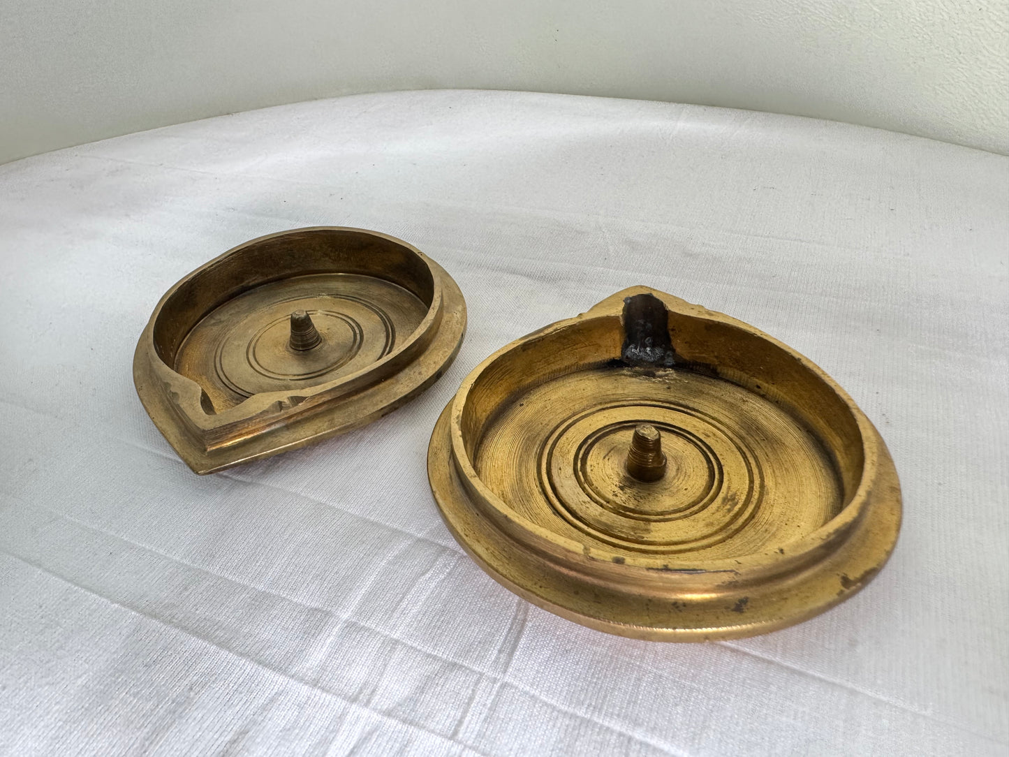 Tatte / Battalu Deepa/Deepam/Lamp - Prasiddh Idols Presents Panchaloha handcrafted plate lamp (set of 2 pcs)