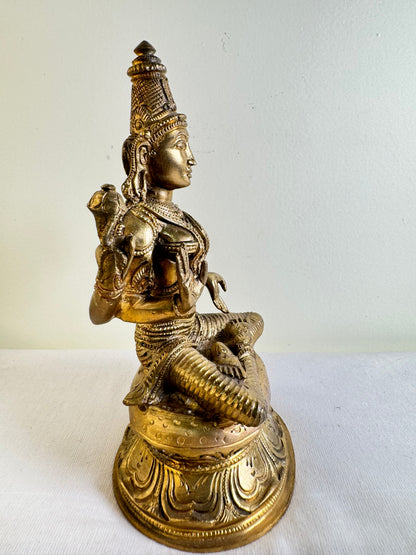 Mahalakshmi Devi - Prasiddh idols presents copper idol of