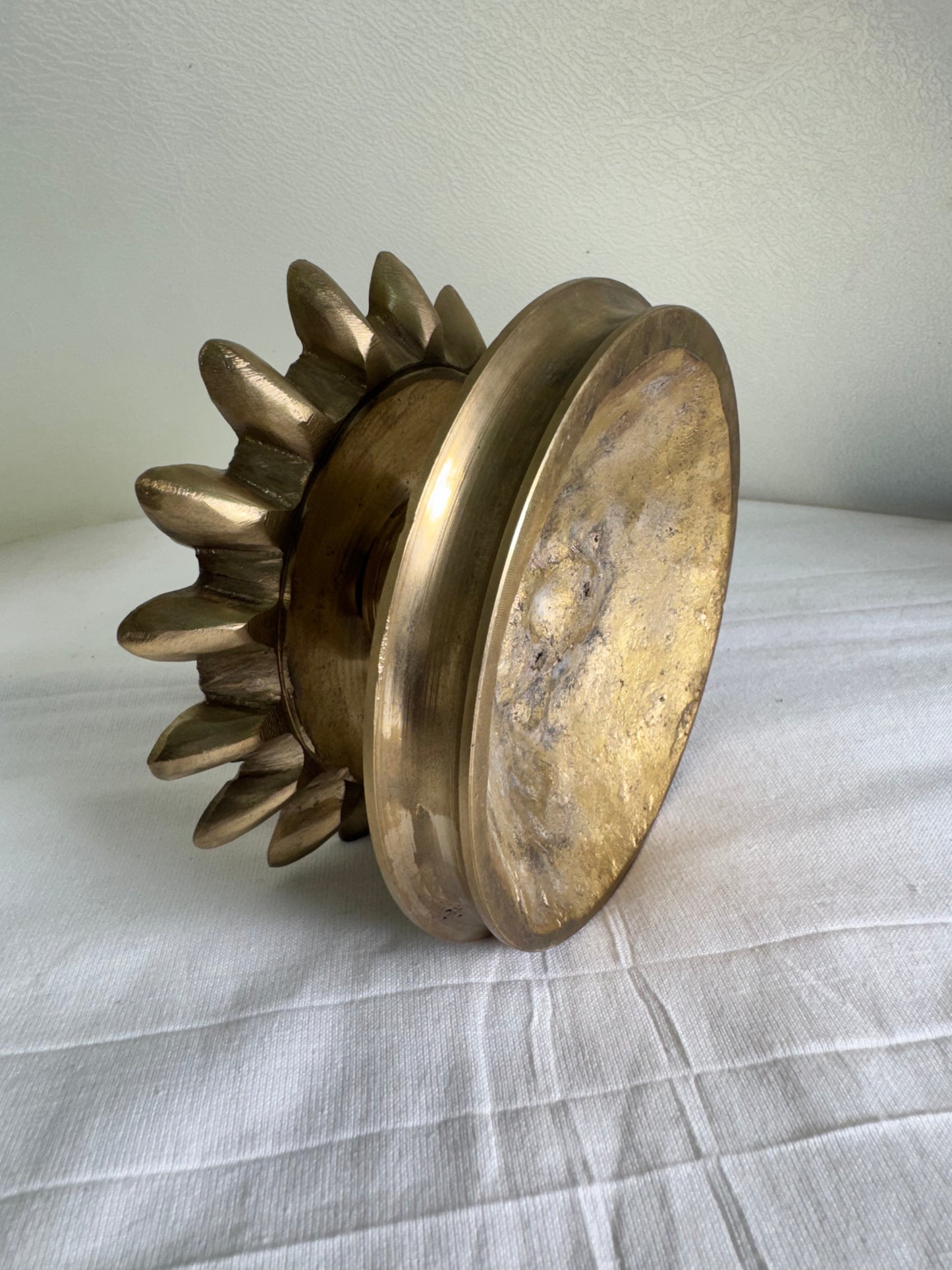 Shodasha Lamp -Prasiddh idols presents panchaloha handcrafted deepa ( 1 piecs )