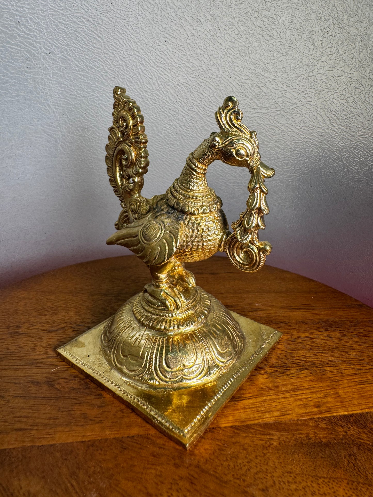 Hamsa - Prasiddh idols present Panchaloha idol