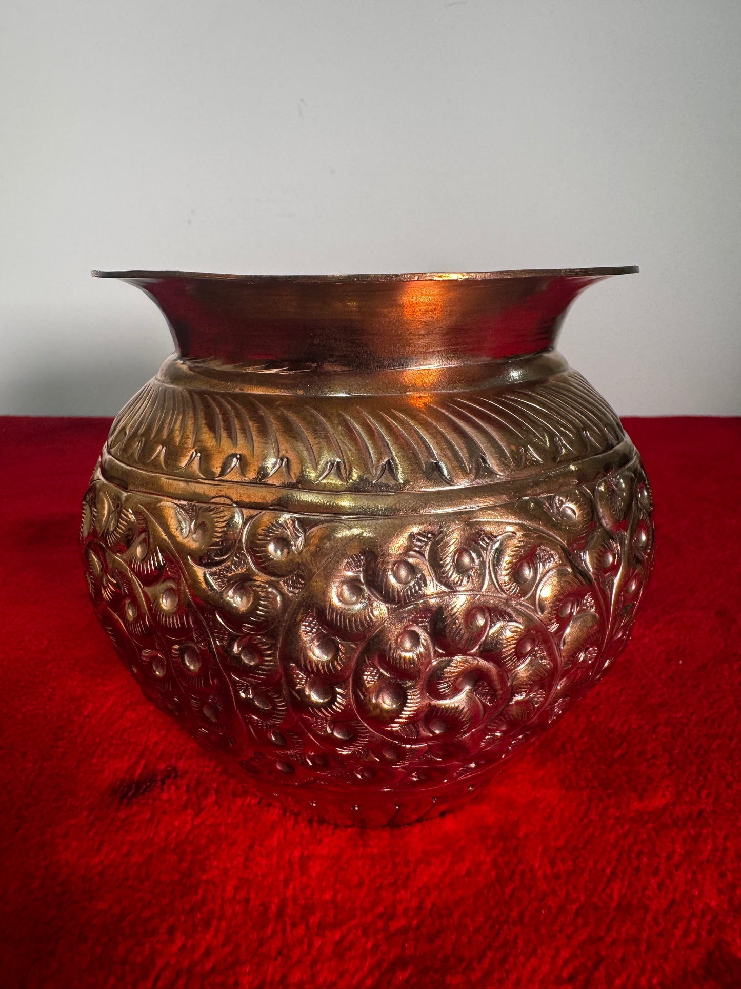 Copper Kalasa - Prasiddh idols presents handcrafted copper made hammered pot