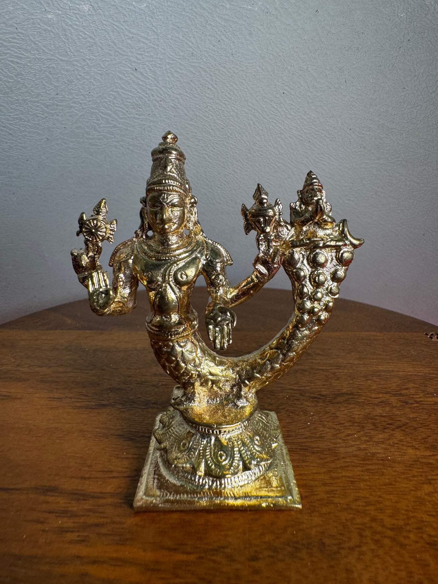 Shimshumara Swamy - Prasiddh idols present Panchaloha idol