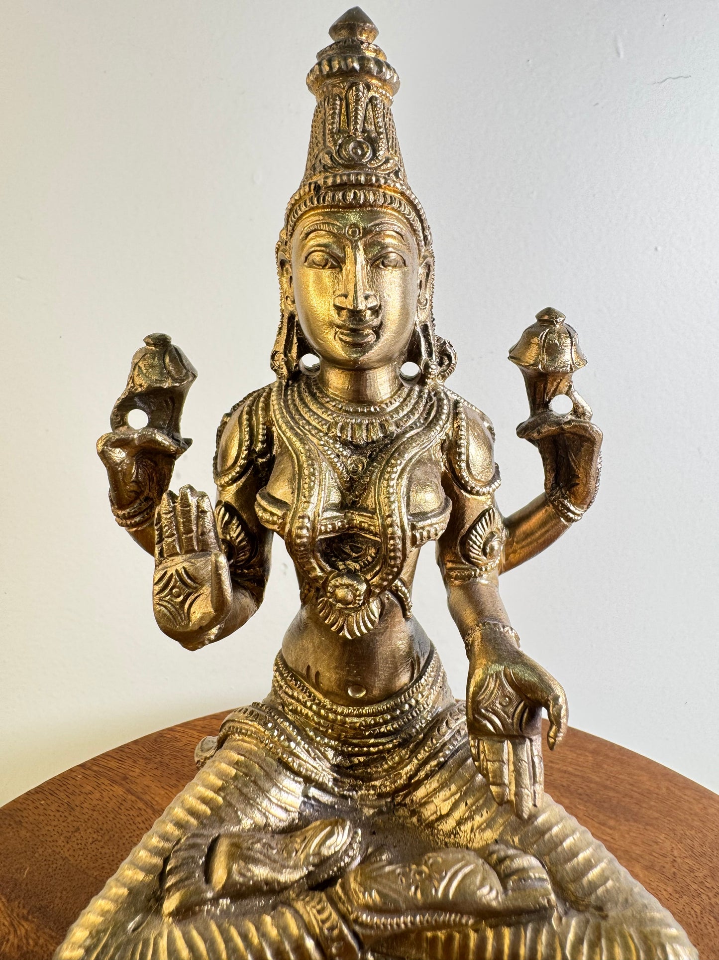 Mahalakshmi Devi - Prasiddh idols presents copper idol of