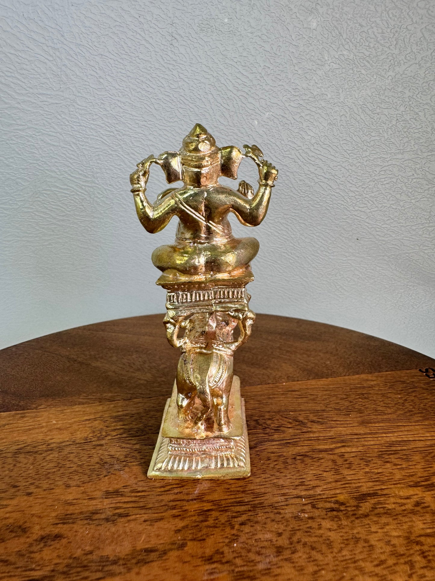Ganesha Sitting On Moshika Vahana - prasiddh idols presents Panchaloha idol
