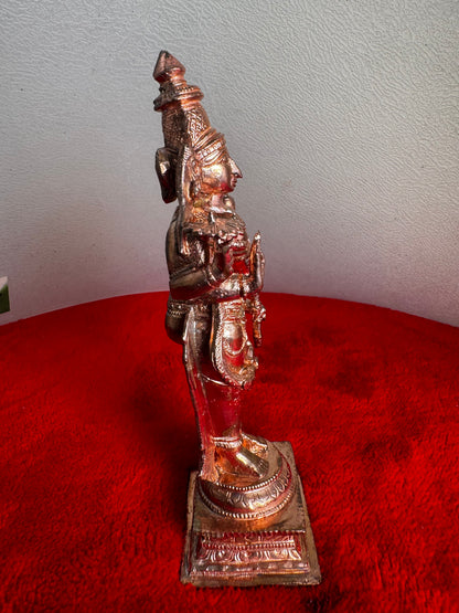 Narayana Swamy - Prasiddh idols present copper idol