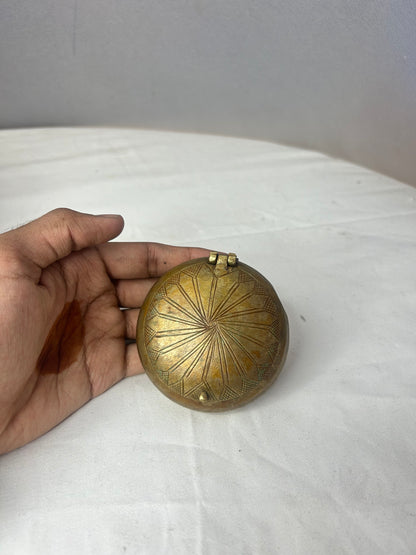 Vintage  brass made  jewelry  box