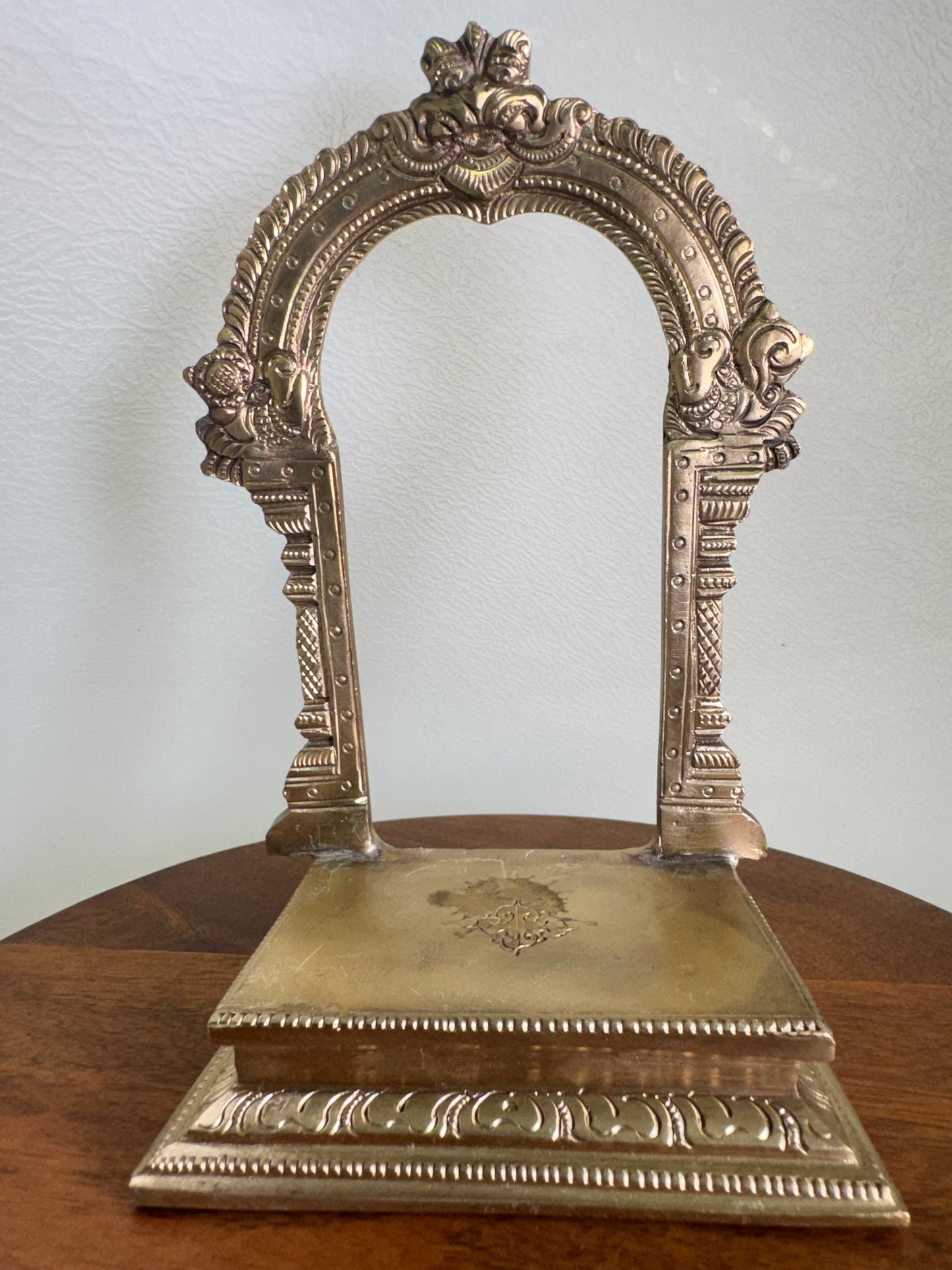 Peeta Prabhavali- Prasiddh idols presents  Panchaloha handcrafted idol