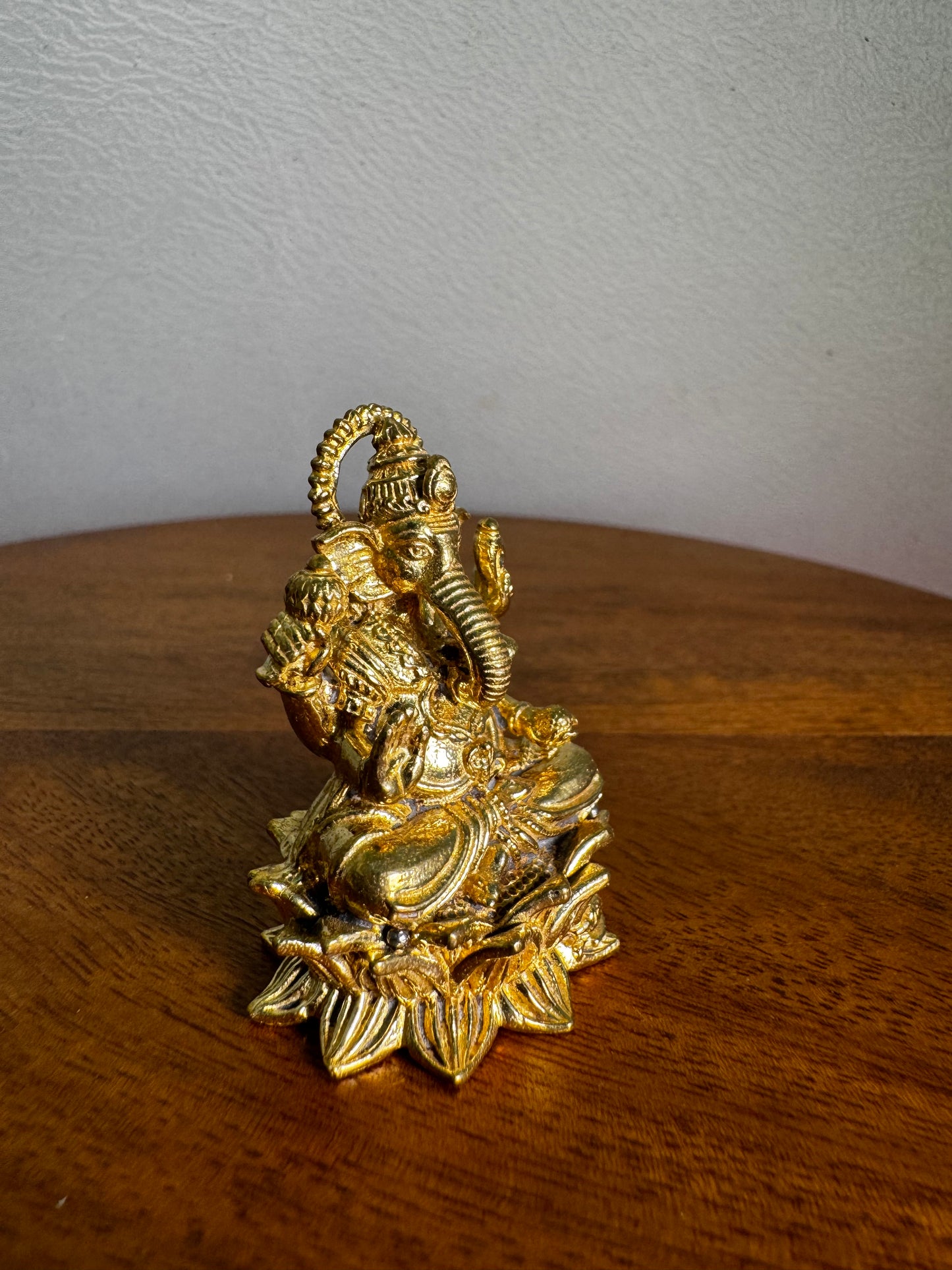 Ganesha Sitting On Kamala Peeta - prasiddh idols presents Panchaloha idol