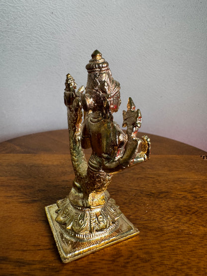 Shimshumara Swamy - Prasiddh idols present Panchaloha idol