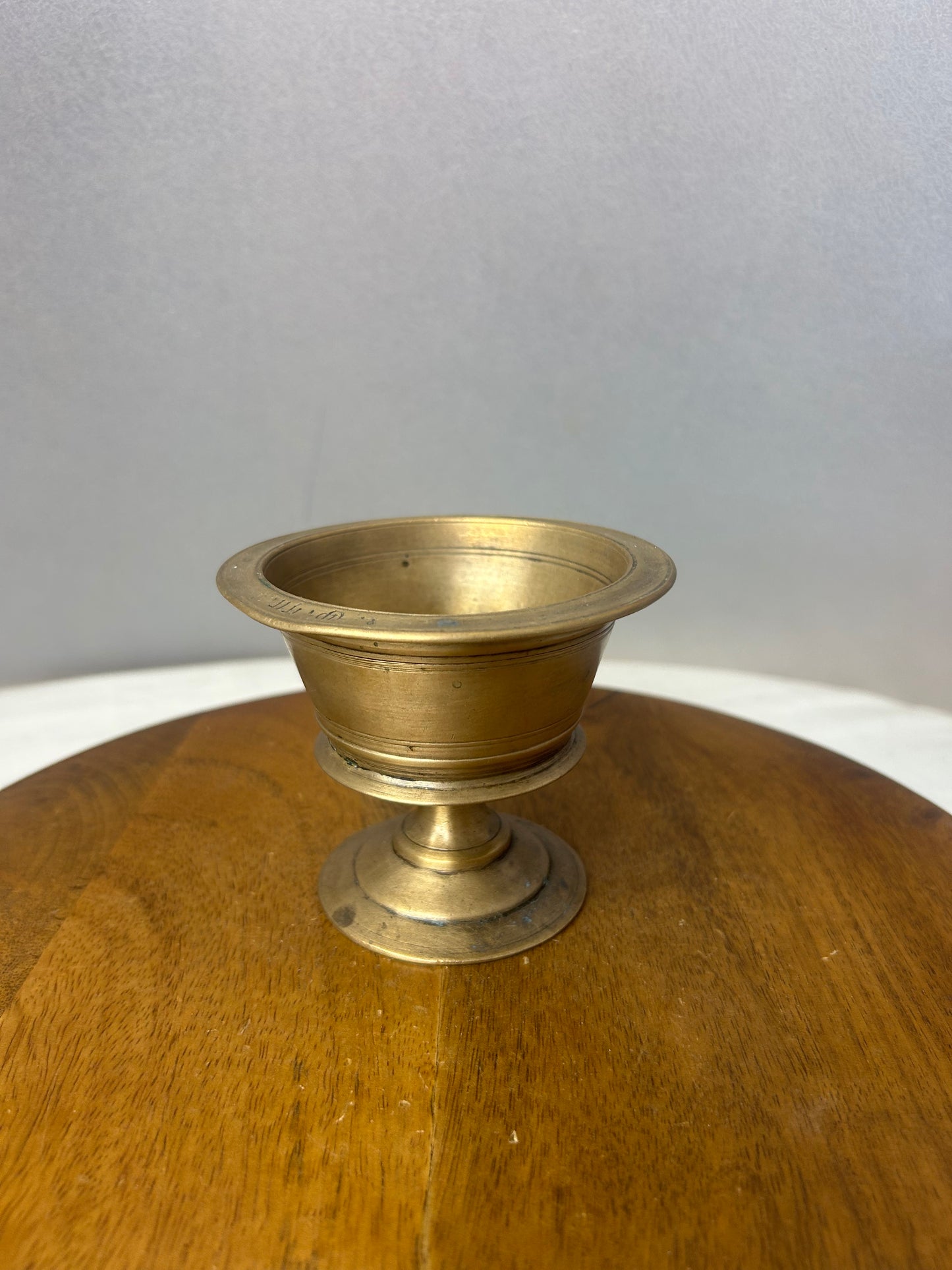 Vintage Bronze cast miniature pot