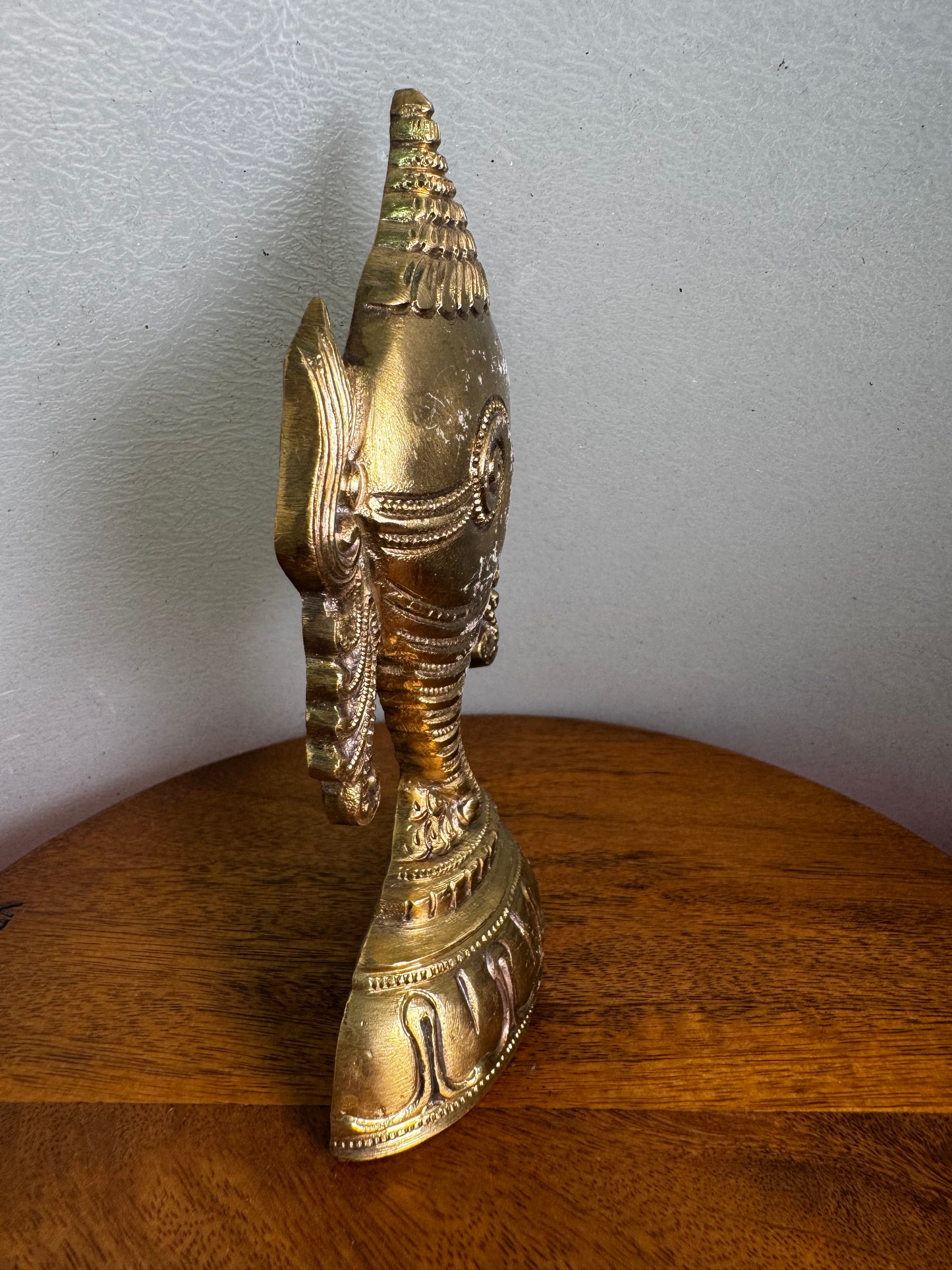 Shanku Chakra Stand - Prasiddh idols presents Panchaloha handcrafted item