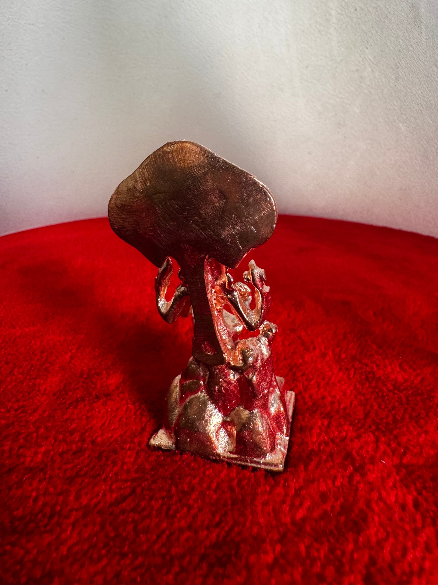 Dakshina Murthy - Prasiddh idols present copper idol