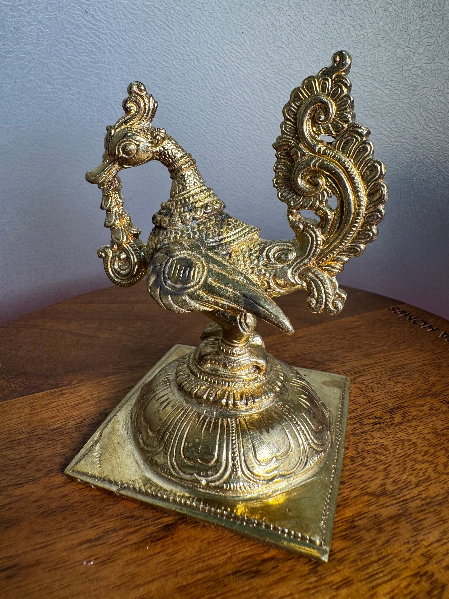 Hamsa - Prasiddh idols present Panchaloha idol