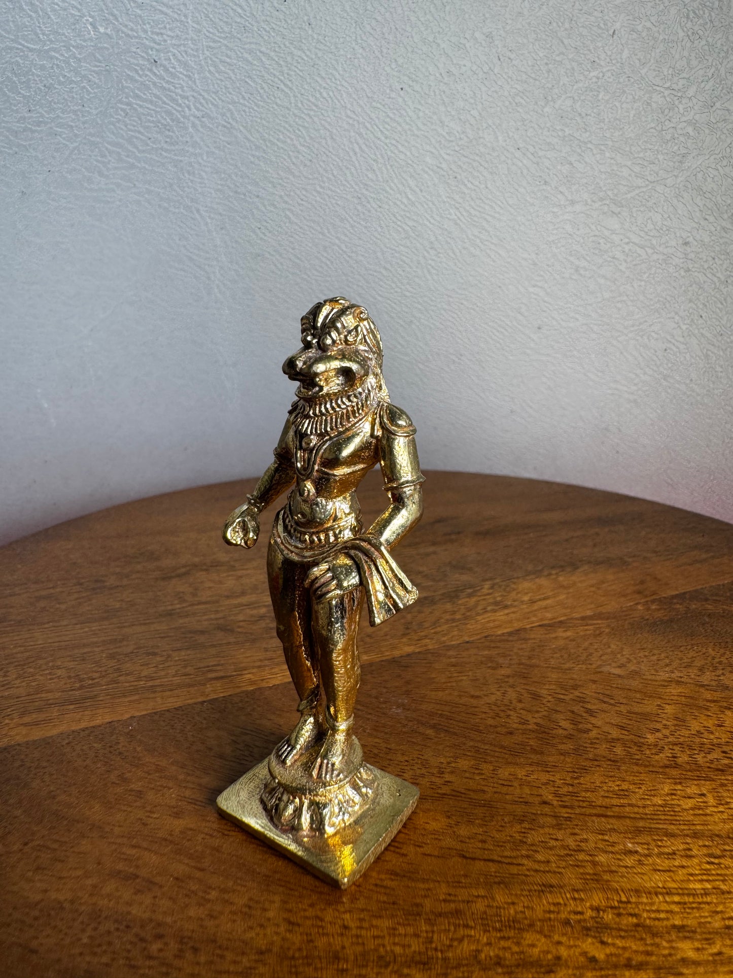Stanu Narasimha Swamy - Prasiddh idols present Panchaloha idol