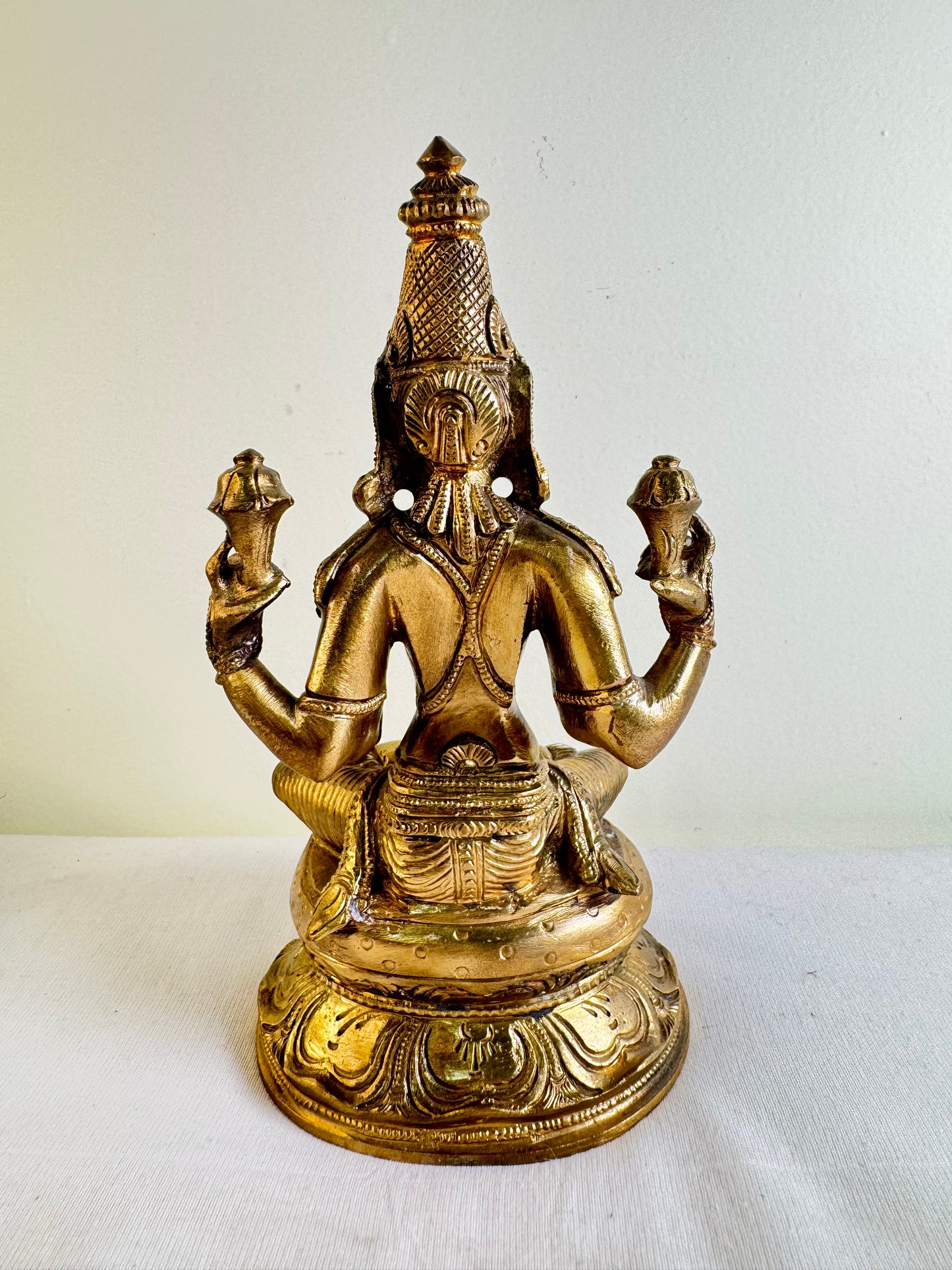 Mahalakshmi Devi - Prasiddh idols presents copper idol of