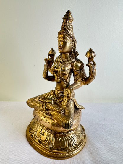 Mahalakshmi Devi - Prasiddh idols presents copper idol of