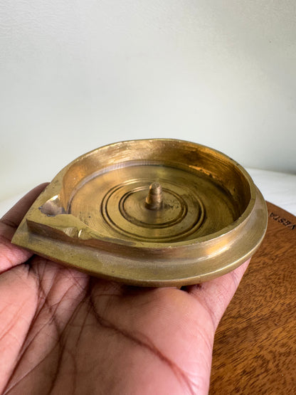 Tatte / Battalu Deepa/Deepam/Lamp - Prasiddh Idols Presents Panchaloha handcrafted plate lamp