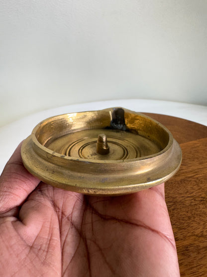 Tatte / Battalu Deepa/Deepam/Lamp - Prasiddh Idols Presents Panchaloha handcrafted plate lamp