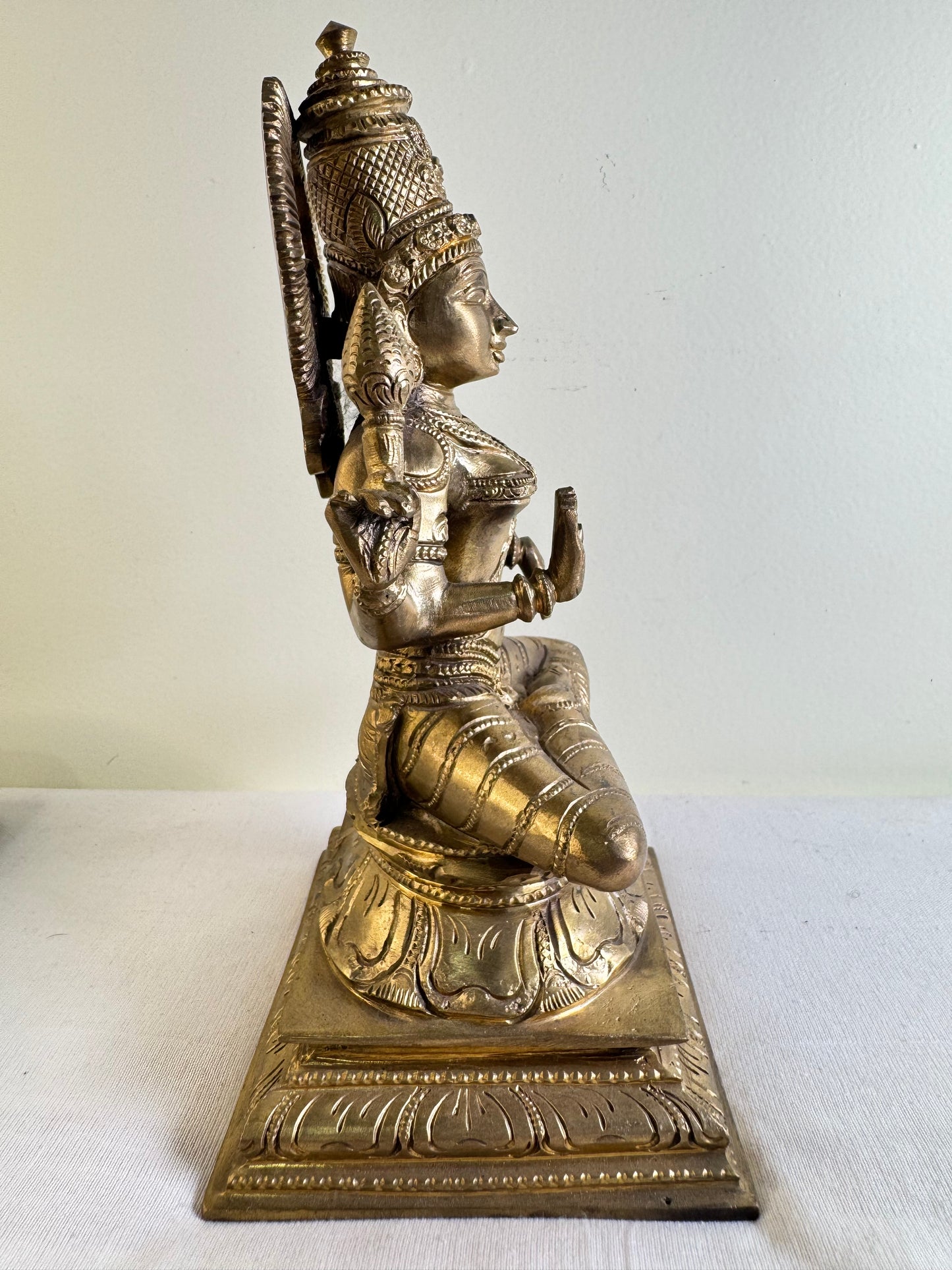 Mahalakshmi Devi - Prasiddh idols presents copper idol