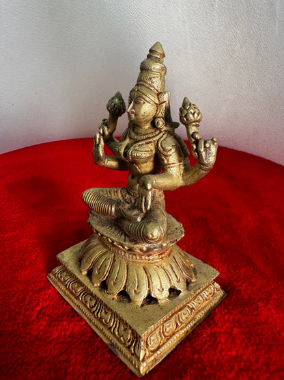 Lakshmi Devi - Prasiddh idols presents Panchaloha Made Museum Replicated Idol