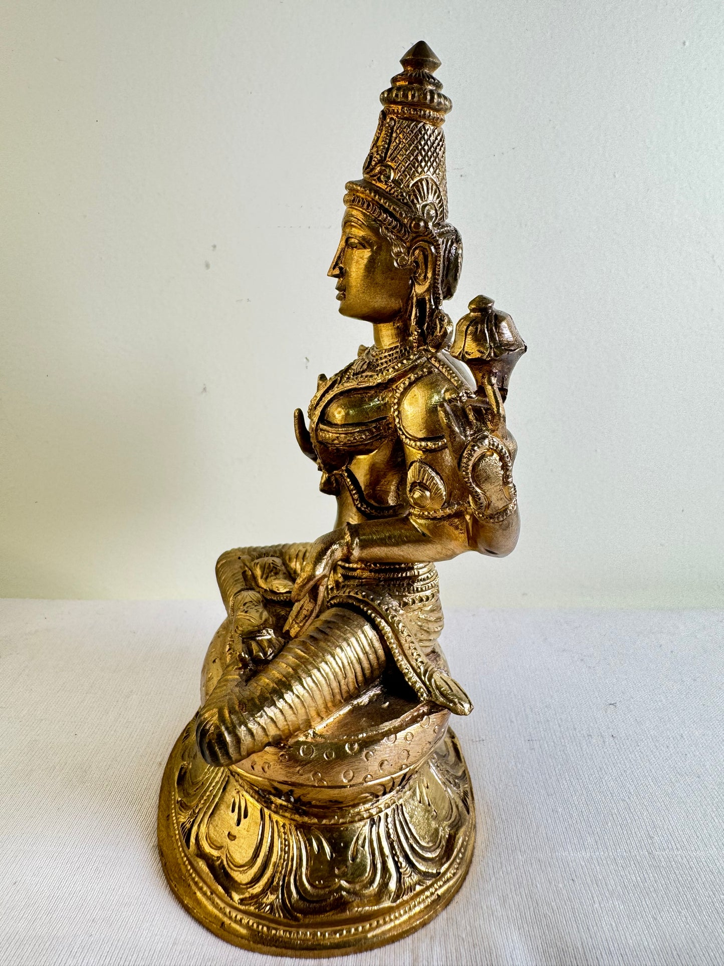 Mahalakshmi Devi - Prasiddh idols presents copper idol of