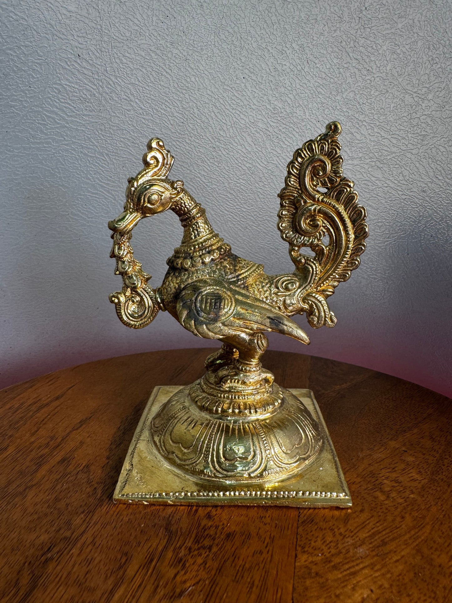 Hamsa - Prasiddh idols present Panchaloha idol