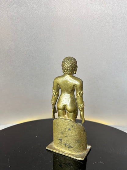 Vintage bronze made mahaveera idol