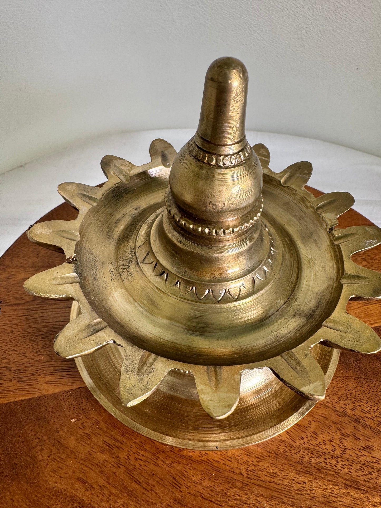 Shodasha Lamp -Prasiddh idols presents panchaloha handcrafted deepa ( 1 piecs )