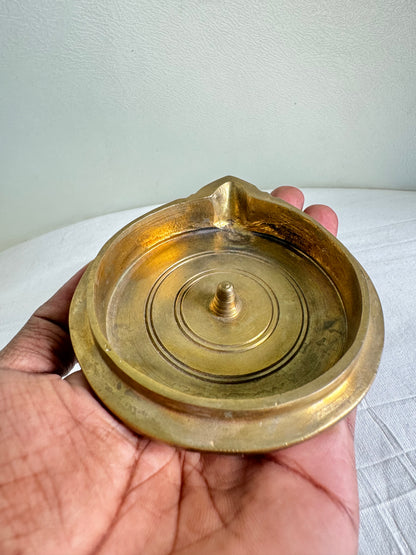 Tatte / Battalu Deepa/Deepam/Lamp - Prasiddh Idols Presents Panchaloha handcrafted plate lamp