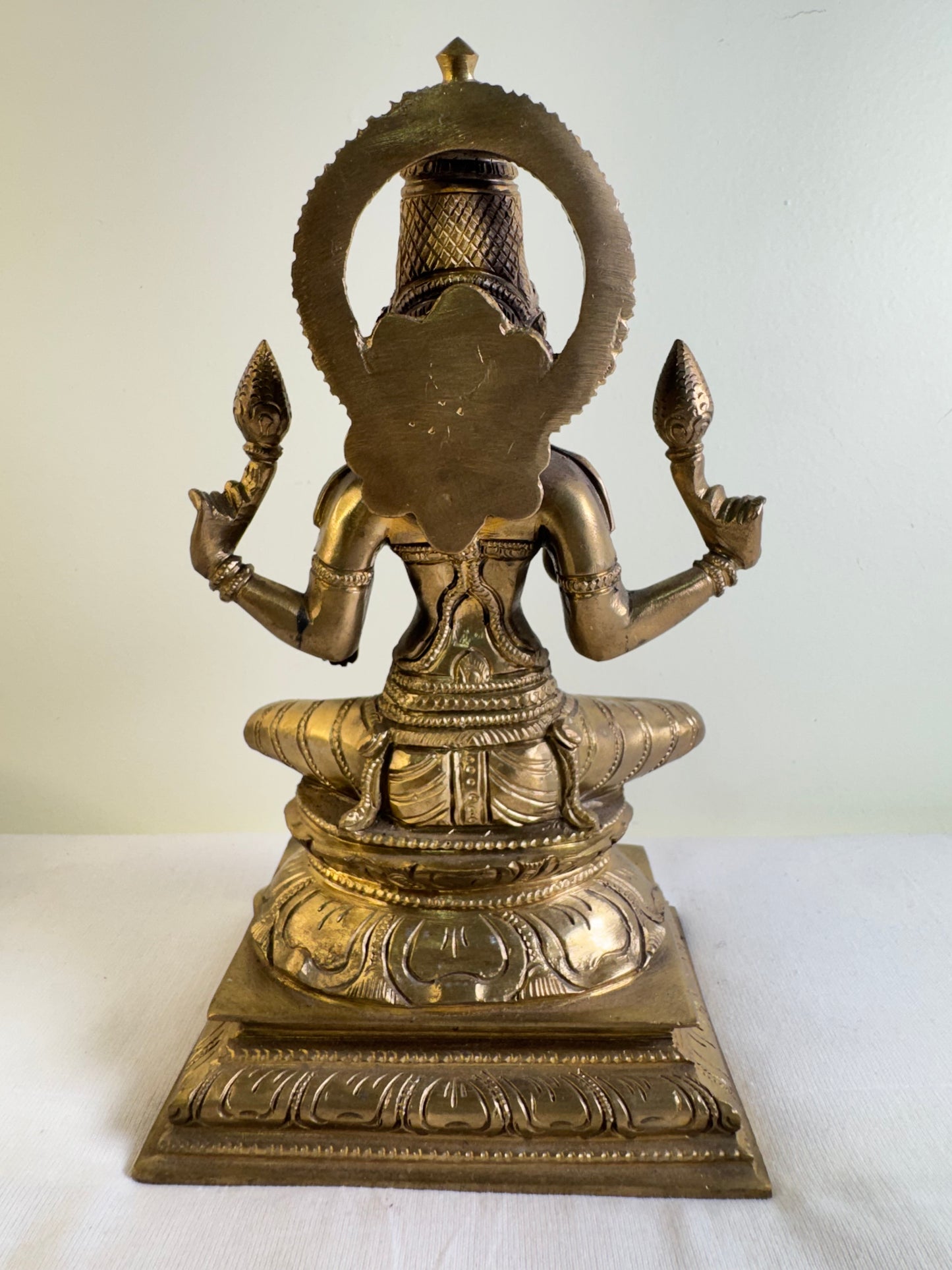 Mahalakshmi Devi - Prasiddh idols presents copper idol
