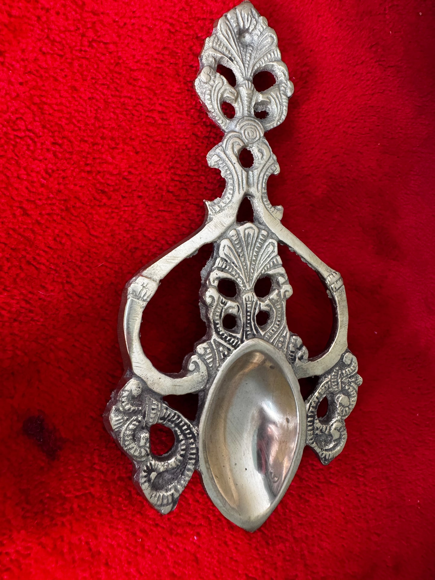 Ek Aarathi - Prasiddh idols presents handcrafted Panchaloha item