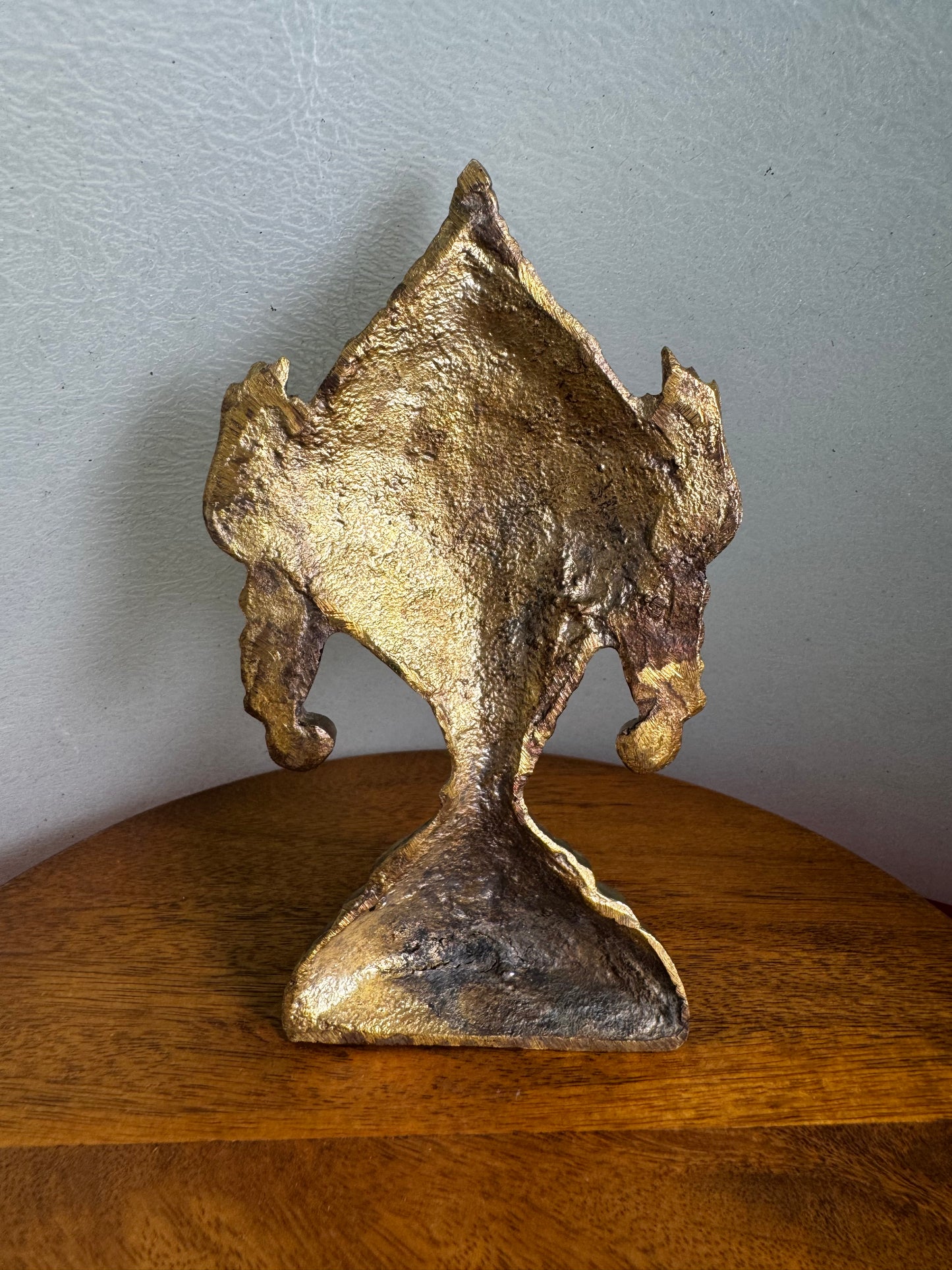 Shanku Chakra Stand - Prasiddh idols presents Panchaloha handcrafted item