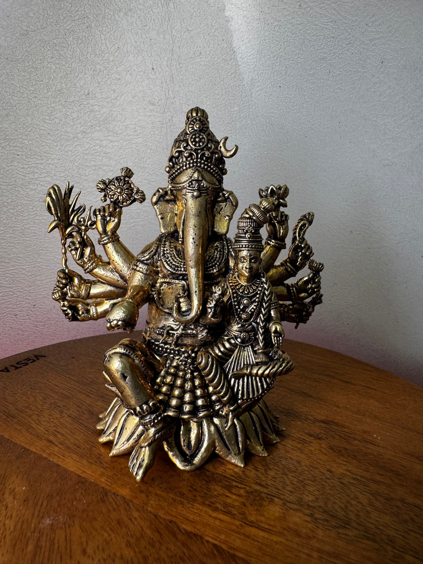 Maha Ganapathi - Prasiddh idols present Panchaloha idol