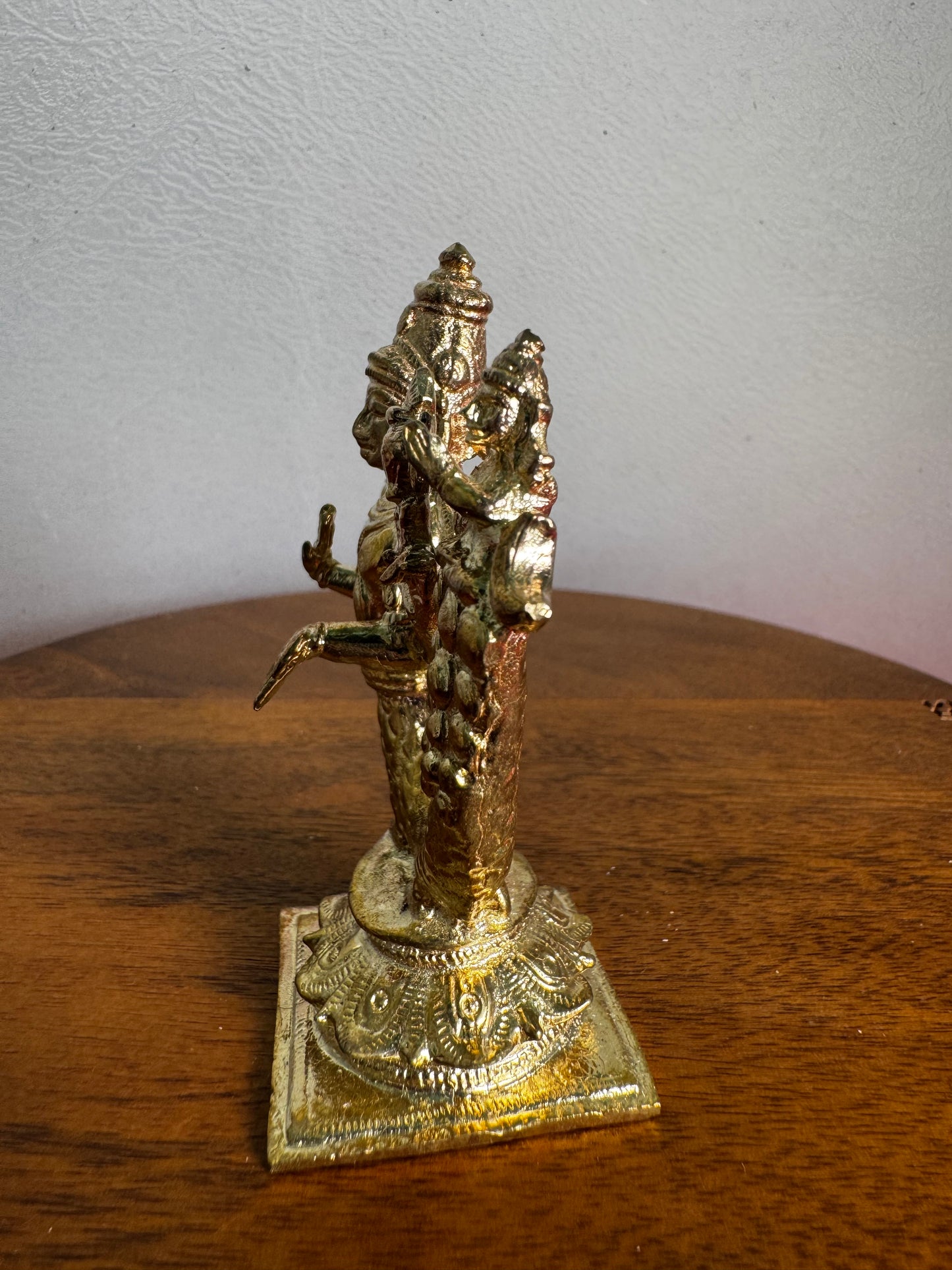 Shimshumara Swamy - Prasiddh idols present Panchaloha idol