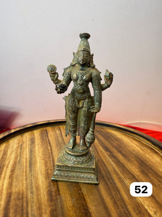 Guruvayrappa idol / Guruvayur krishna - museum replicated copper idol