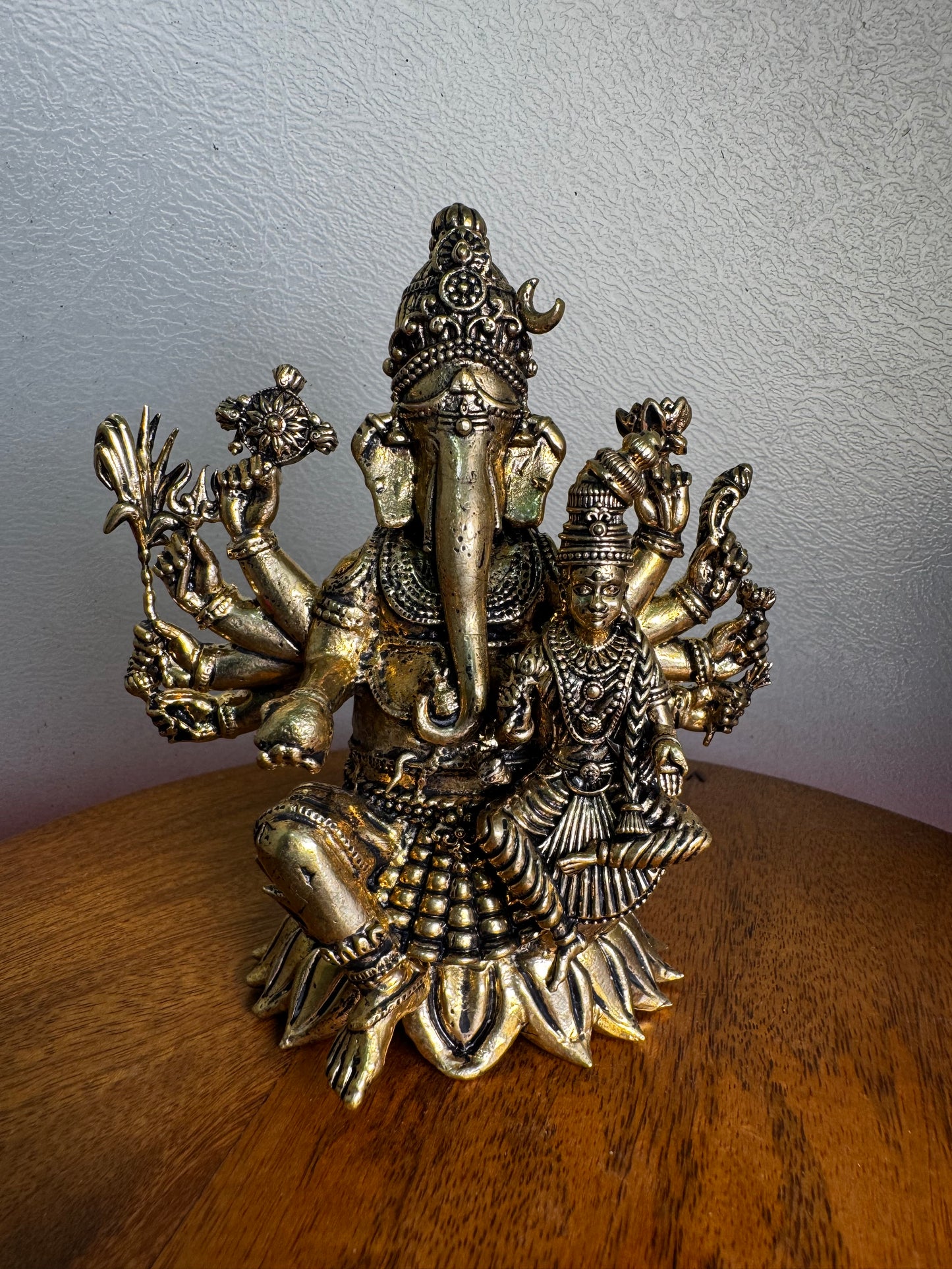 Maha Ganapathi - Prasiddh idols present Panchaloha idol