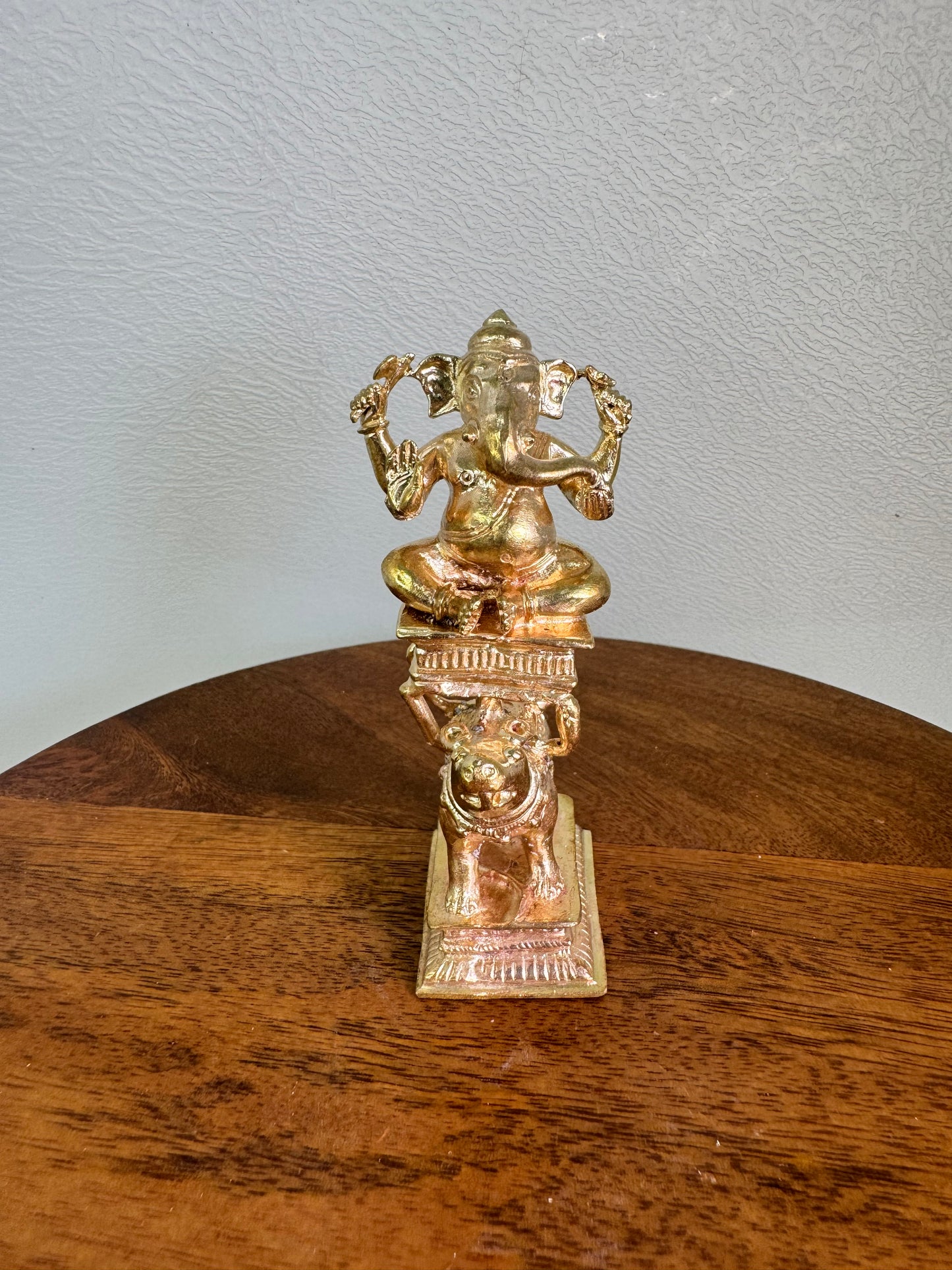 Ganesha Sitting On Moshika Vahana - prasiddh idols presents Panchaloha idol
