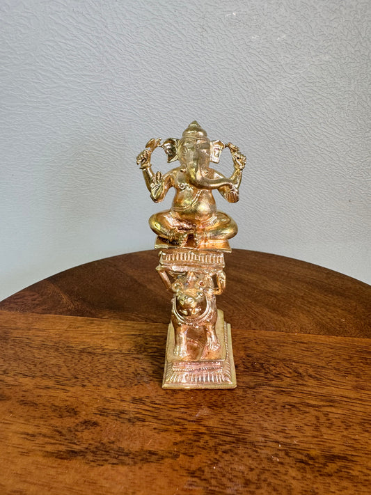 Ganesha Sitting On Moshika Vahana - prasiddh idols presents Panchaloha idol