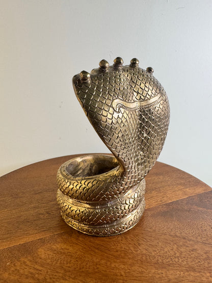 Saligrama Naga Peeta - Prasiddh idols presents Panchaloha idol