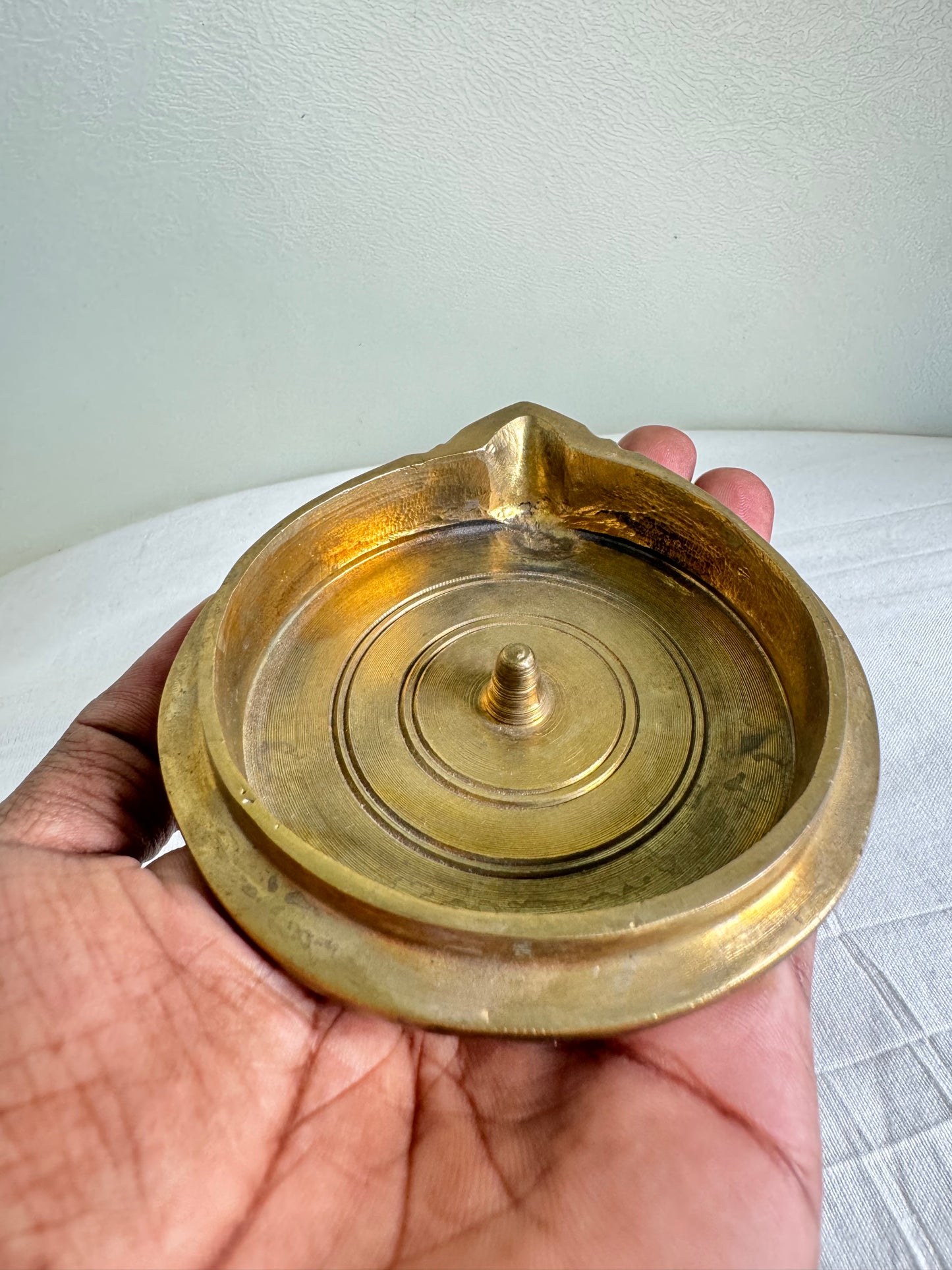 Tatte / Battalu Deepa/Deepam/Lamp - Prasiddh Idols Presents Panchaloha handcrafted plate lamp
