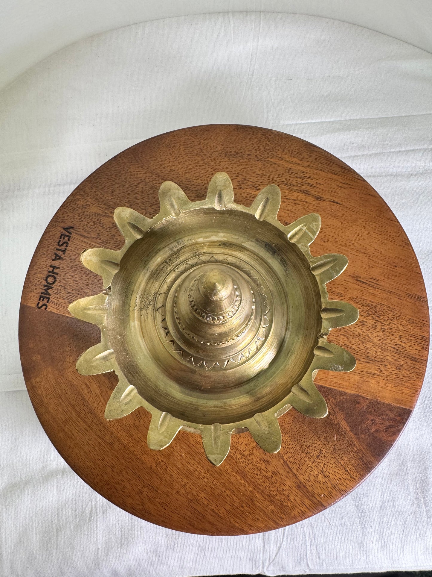 Shodasha Lamp -Prasiddh idols presents panchaloha handcrafted deepa ( 1 piecs )