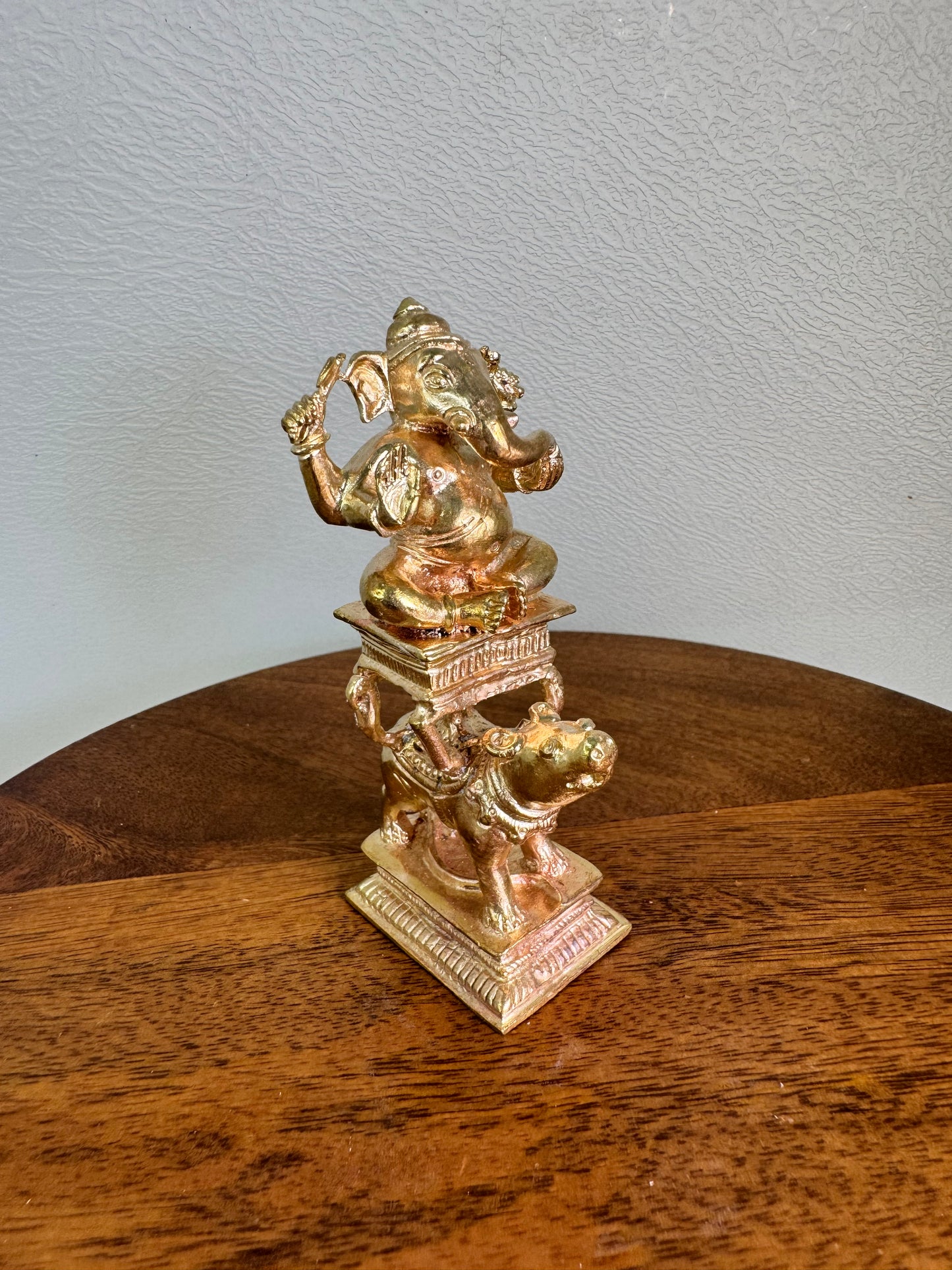 Ganesha Sitting On Moshika Vahana - prasiddh idols presents Panchaloha idol