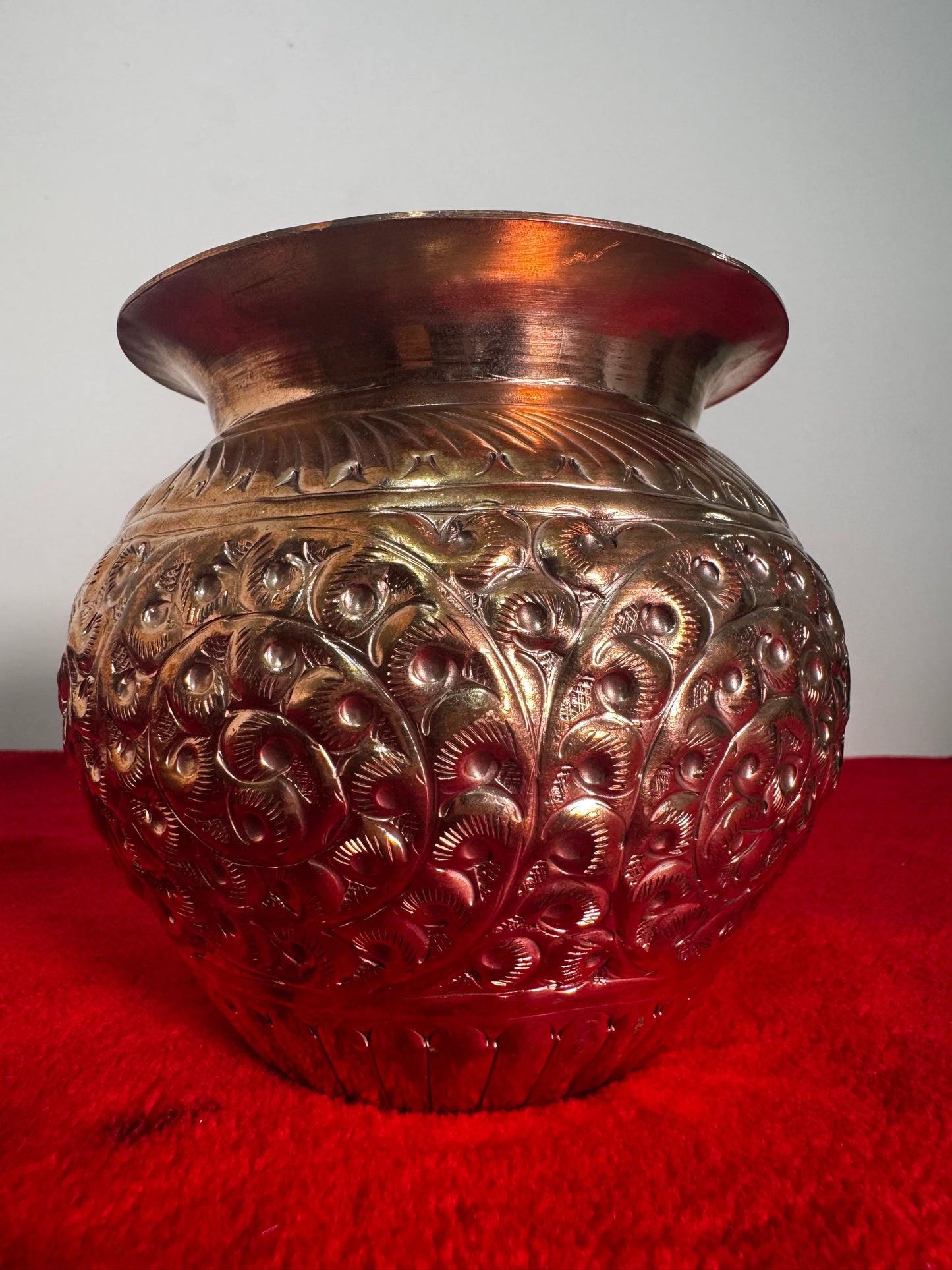 Copper Kalasa - Prasiddh idols presents handcrafted copper made hammered pot