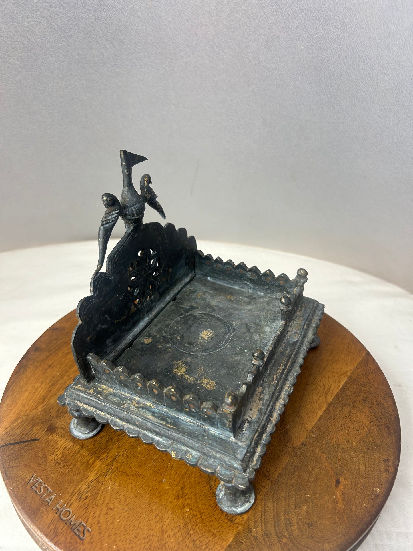 Vintage bronze cast mandahasan