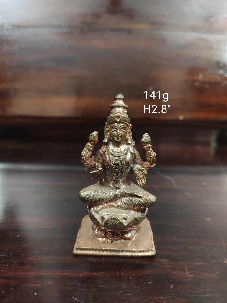 Lakshmi idol made of copper