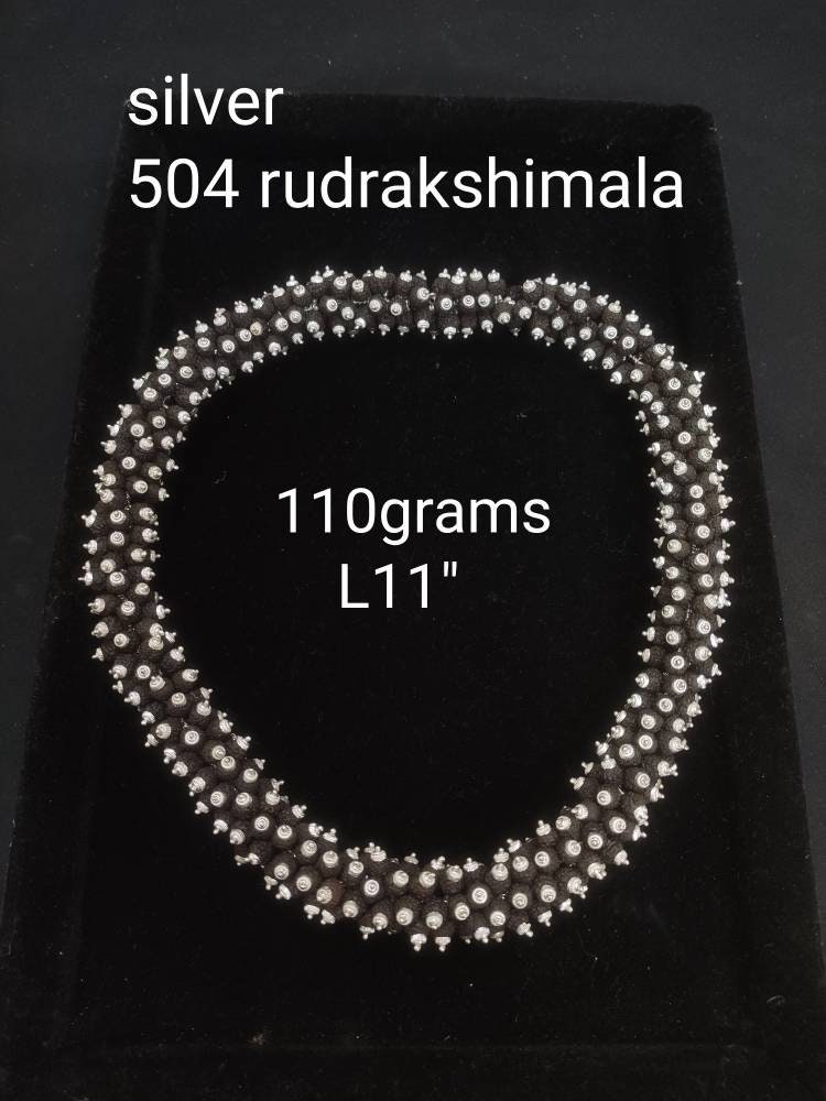 ಪ್ರಸಿದ್ಧ್ ತಾಮ್ರದ ವಿಗ್ರಹಗಳು ಬೆಳ್ಳಿ 504 ರುದ್ರಾಕ್ಷಿಮಾಲವನ್ನು ಪ್ರಸ್ತುತಪಡಿಸುತ್ತವೆ