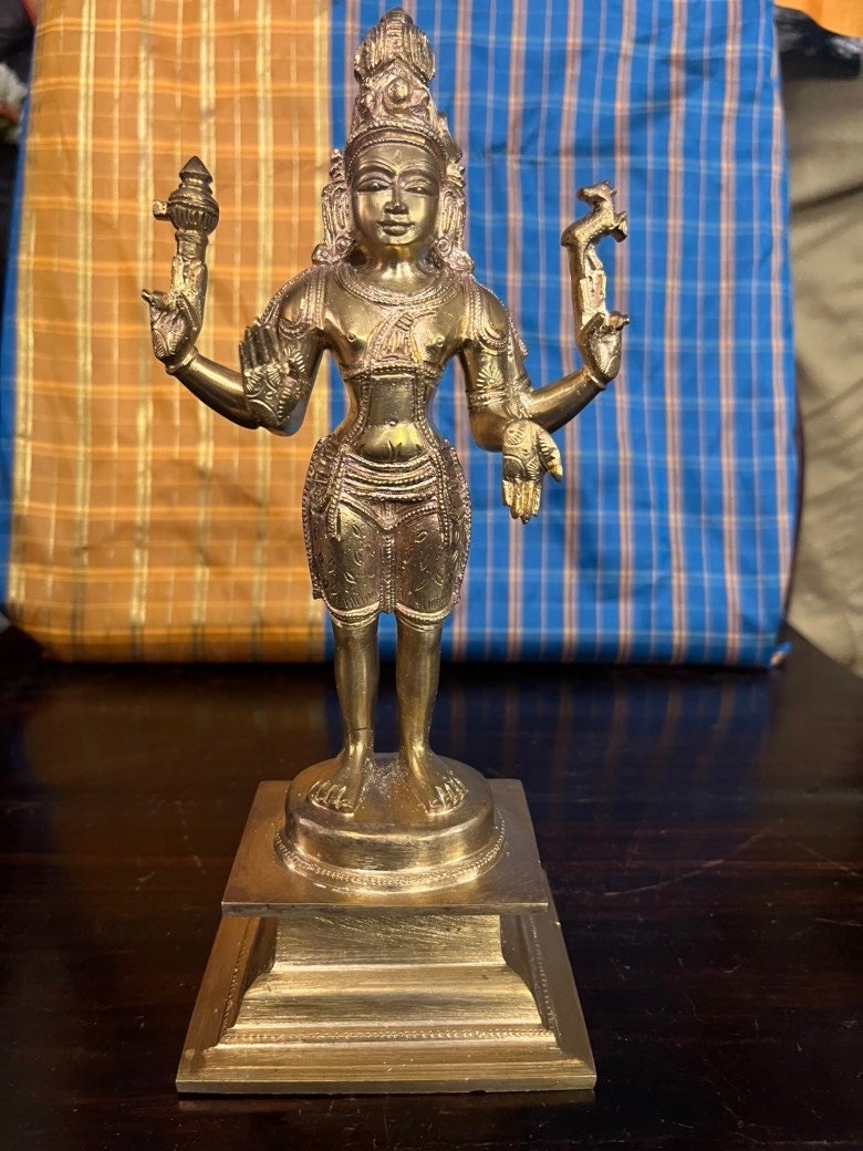 Prasiddh copper idols presents Panchaloha idol of Sri Maheshwara Shiva shankara